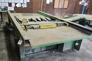Universal Machinery  Pallet Dismantler
